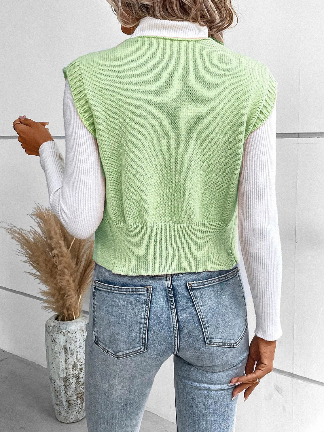 Sophie - Elegante V-hals Cardigan met Knoopsluiting