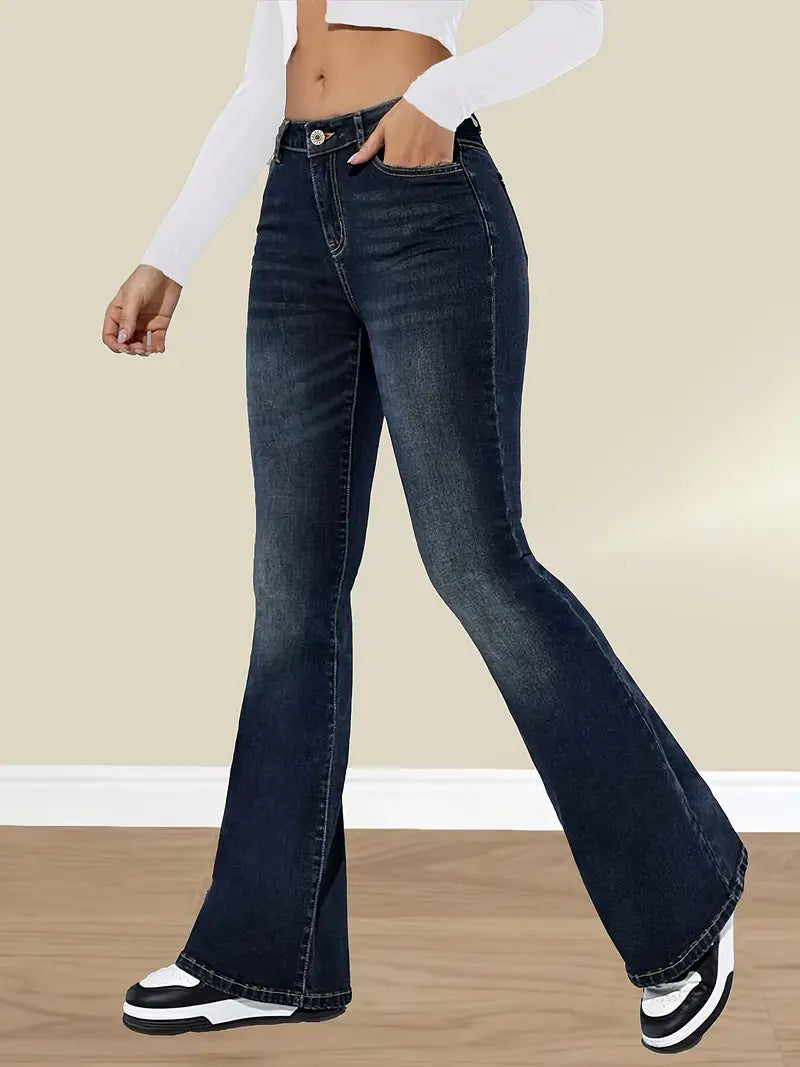 Luna - Casual Slim-Fit Flared Jeans
