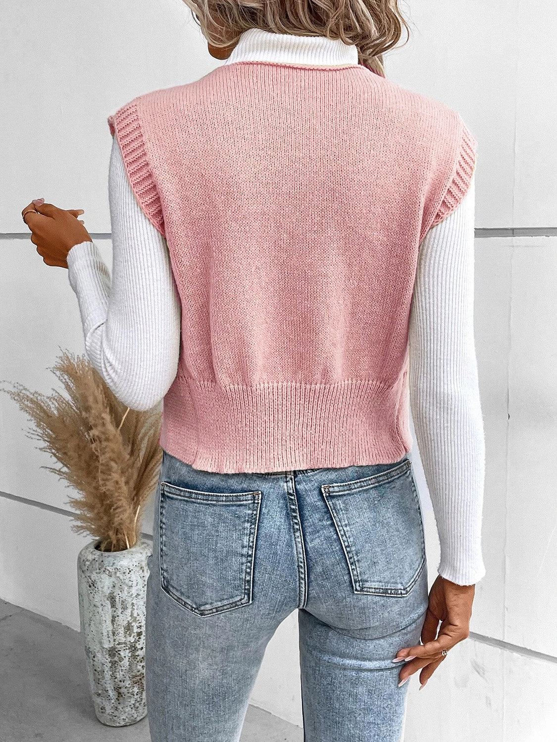 Sophie - Elegante V-hals Cardigan met Knoopsluiting