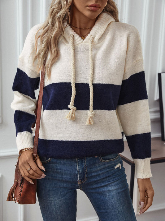 Mila - Casual Sweater met Capuchon en Koordje