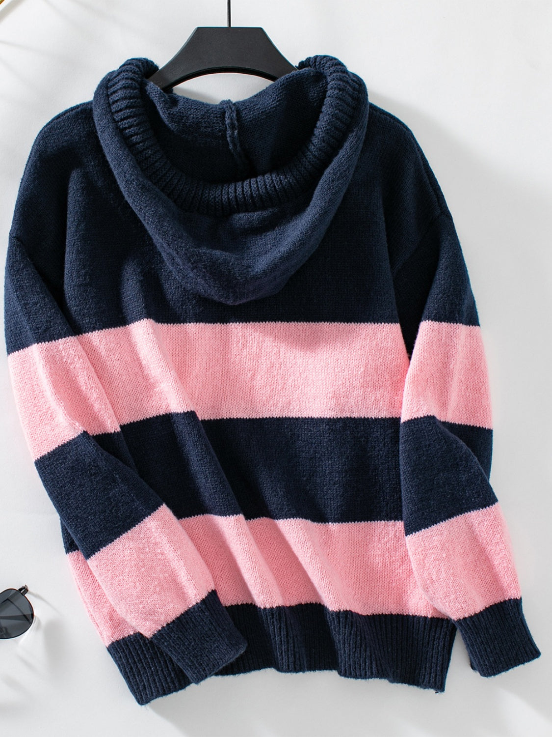 Mila - Casual Sweater met Capuchon en Koordje