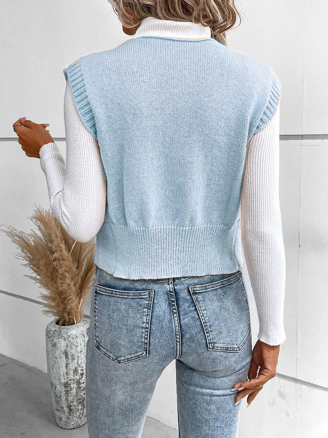 Sophie - Elegante V-hals Cardigan met Knoopsluiting