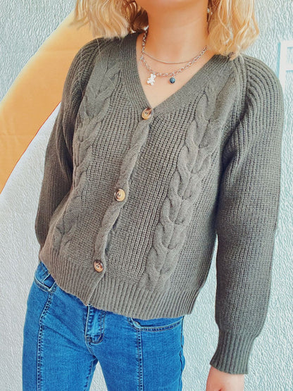 Eva - Kabelgebreid V-Hals Vest met Knoopsluiting