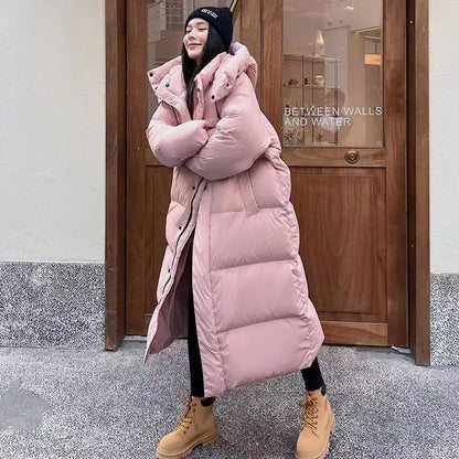 Livia - Elegant Lang Donsjack met Capuchon