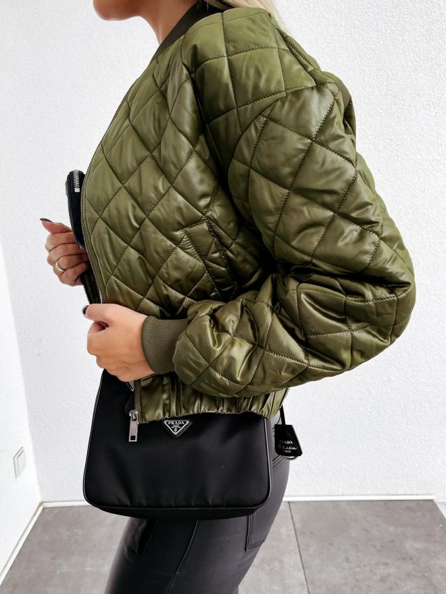 Mira - Gewatteerd Bomberjack met Moderne Stijl