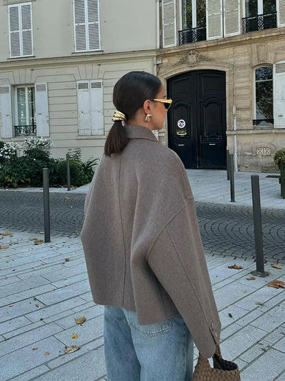 Lena - Stijlvolle Wollen Jas met Minimalistisch Ontwerp