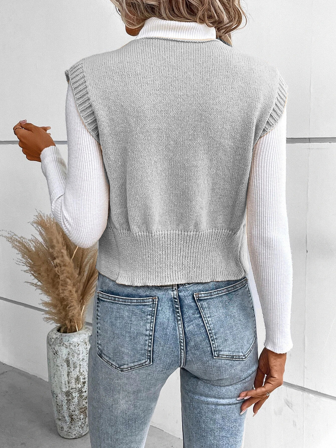 Sophie - Elegante V-hals Cardigan met Knoopsluiting