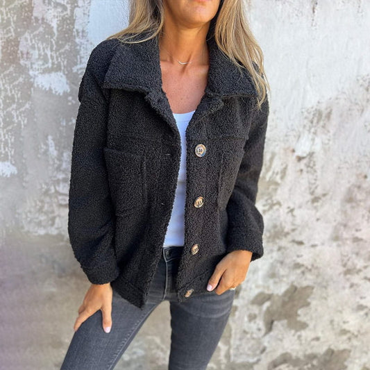 Lotte - Elegante Herfstjas met Getailleerde Pasvorm