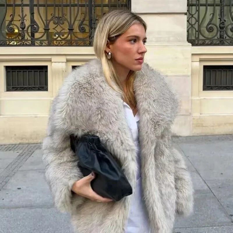 Luna - Luxe Imitatiebont Jas